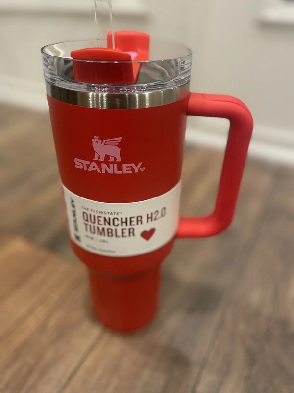 Stanley Valentine’s Day Target Exclusive 40 oz H2.0 FlowState Quencher Tumbler – Target Red